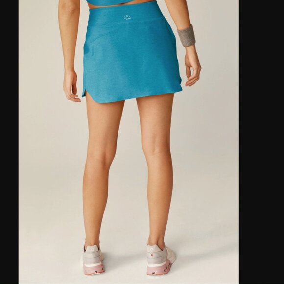 💙 BEYOND YOGA Spacedye Movement Skirt Cali Blue - Bright Summer Skirt! Medium - Picture 3 of 14